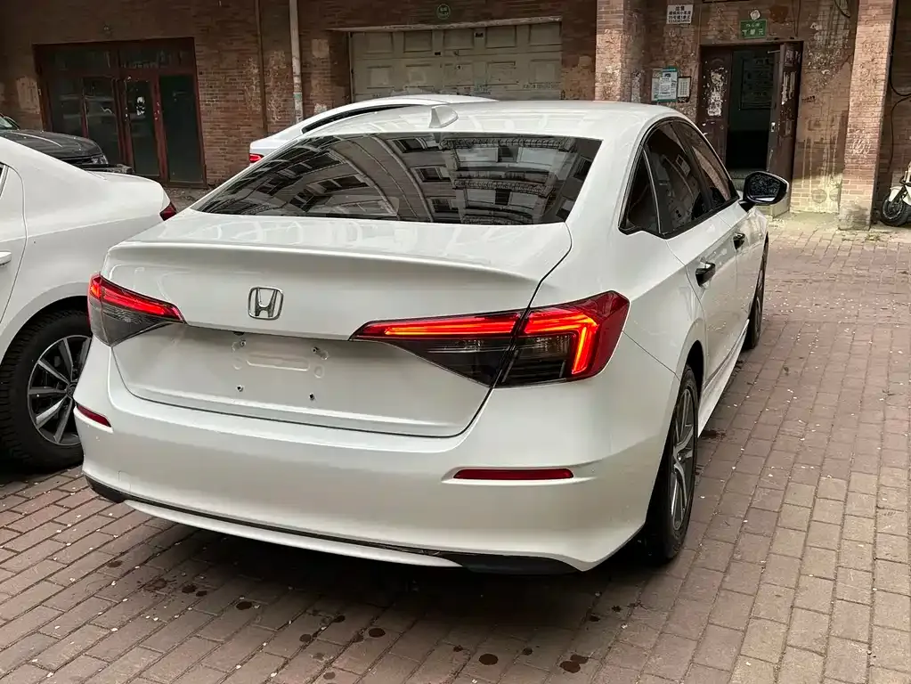 Honda Civic — фото 5