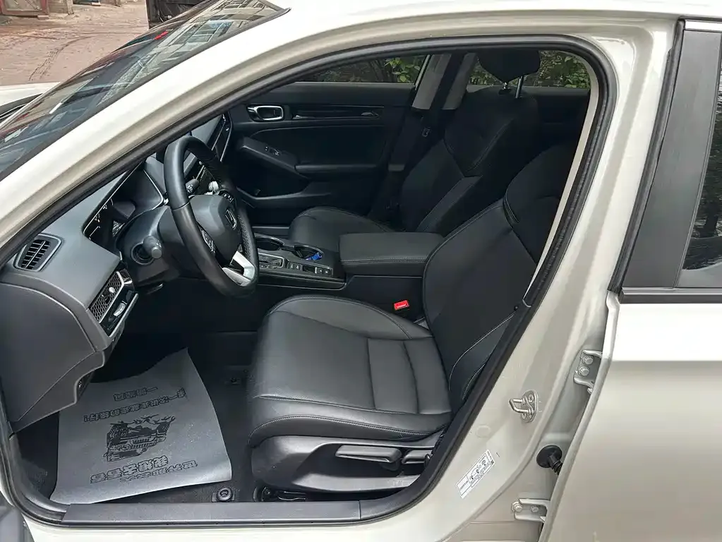 Honda Civic — фото 7