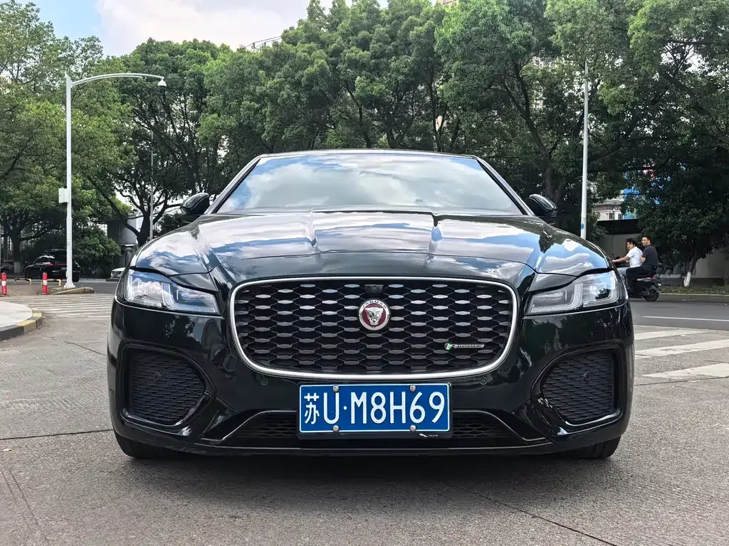 Jaguar XFL — фото 10