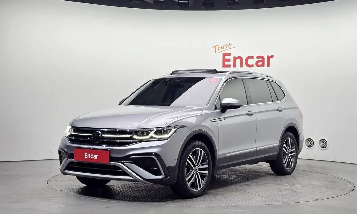 Volkswagen Tiguan — фото 1
