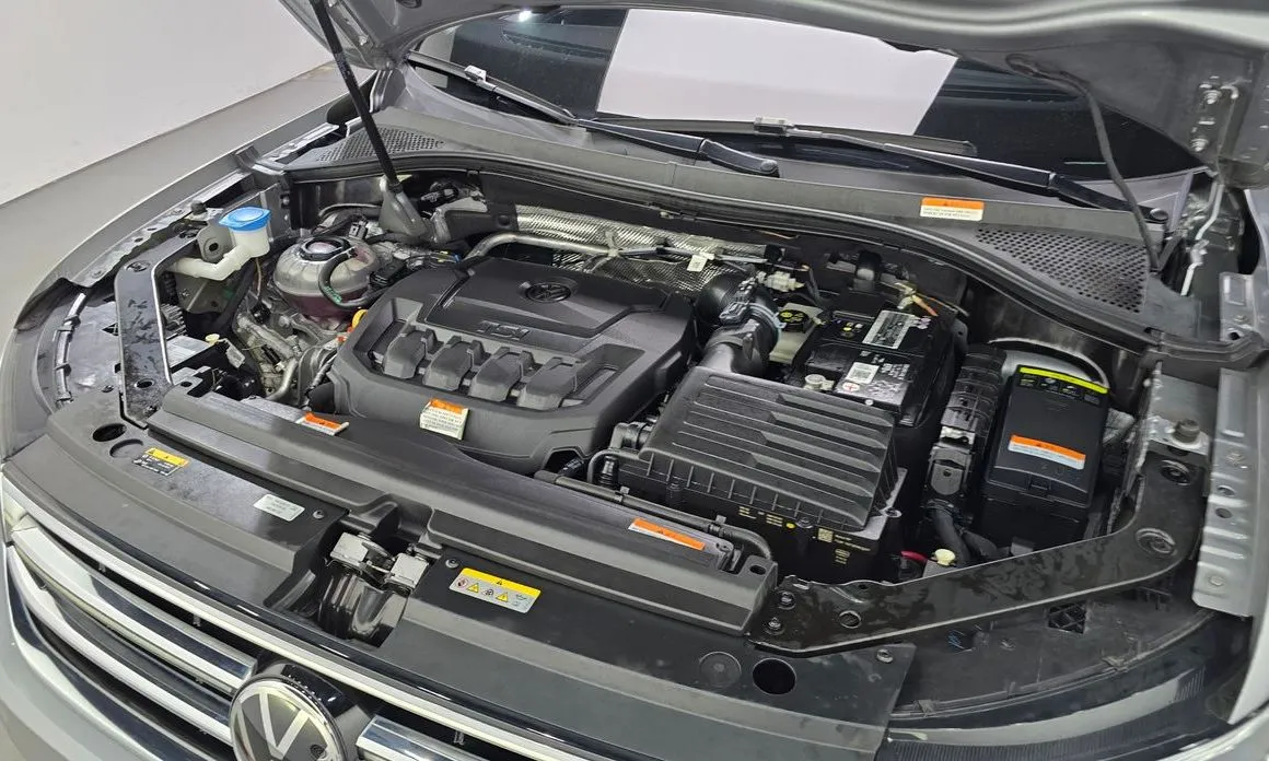 Volkswagen Tiguan — фото 10