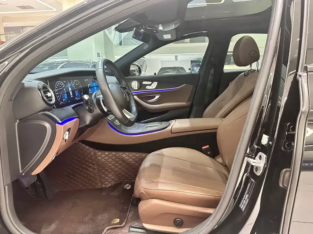 Mercedes-Benz E-Class (Import) — фото 10
