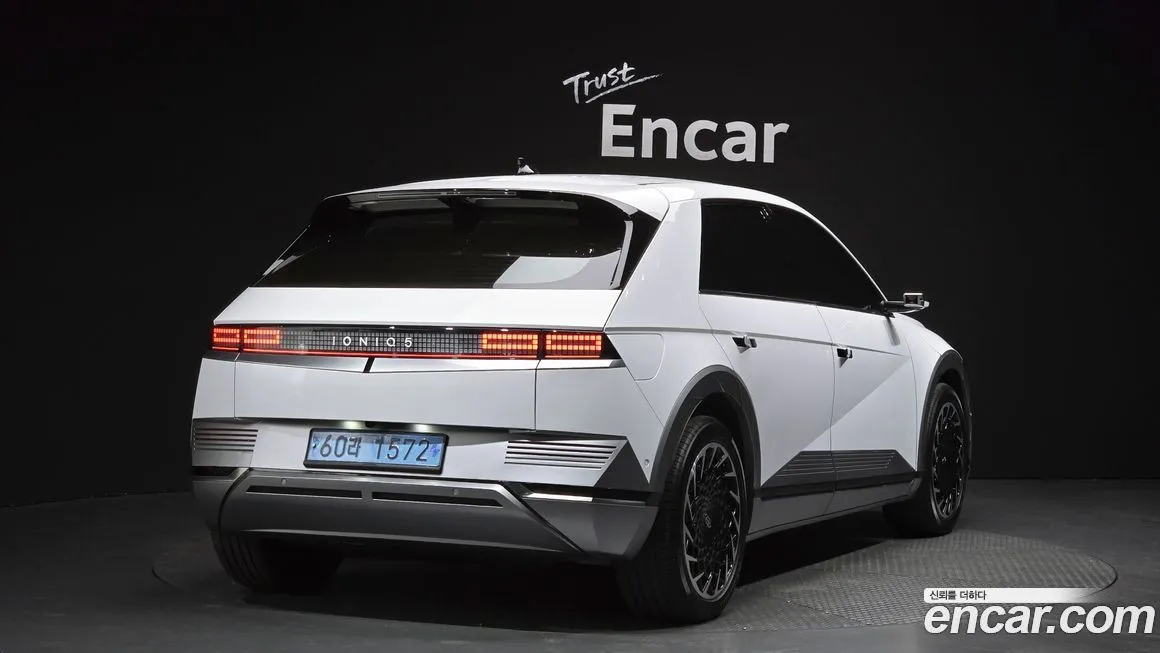 Hyundai Ioniq5 — фото 3