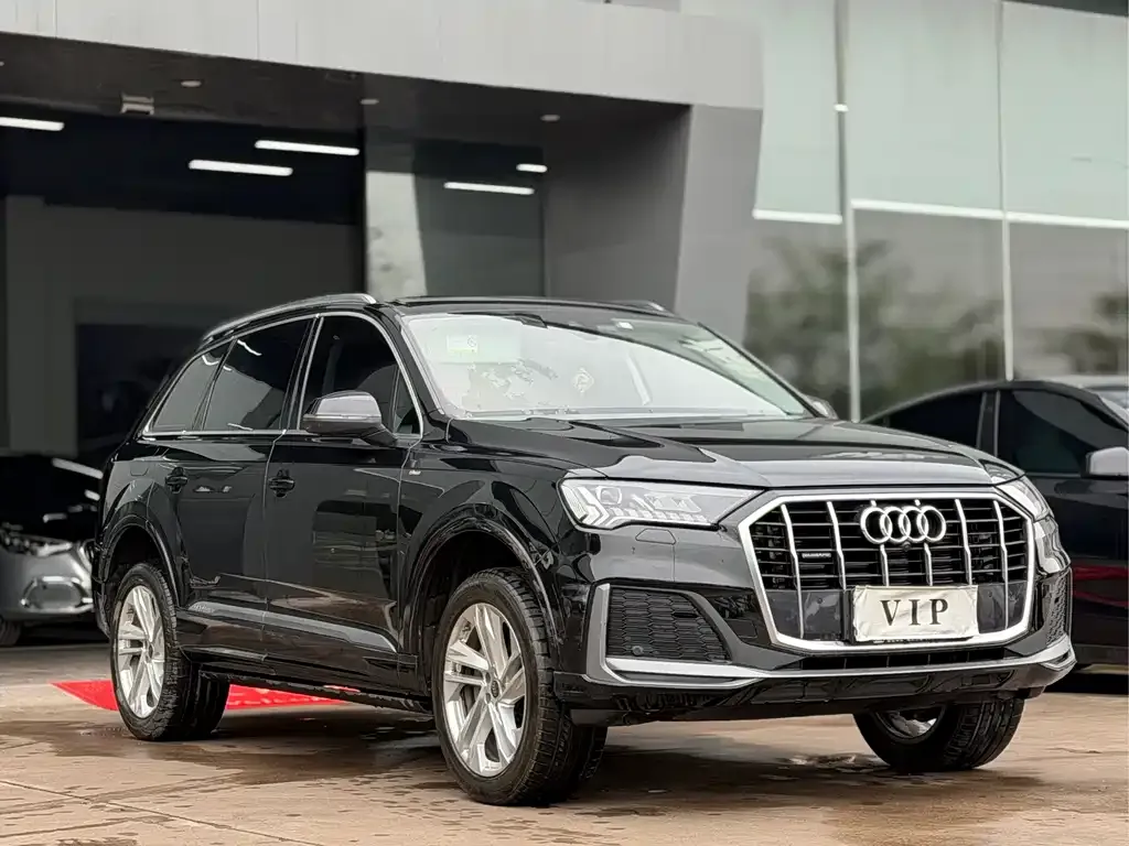 Audi Q7 — фото 2