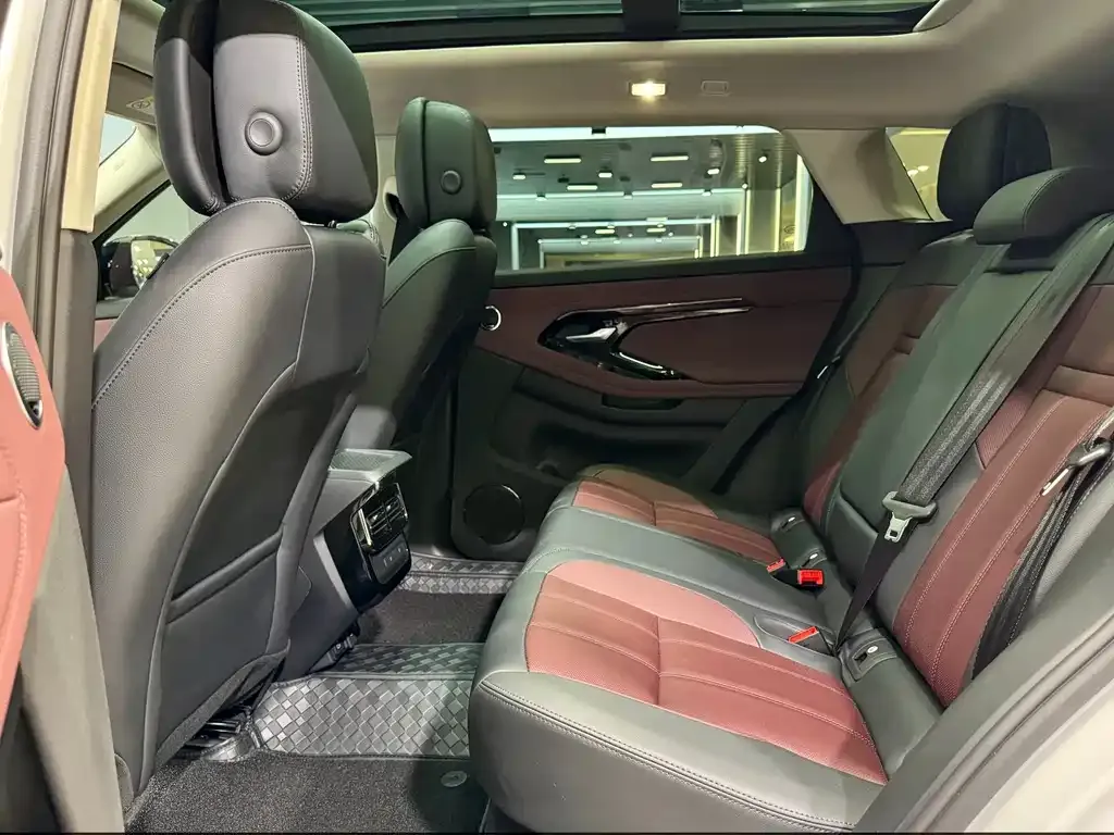 Land Rover Evoque — фото 9