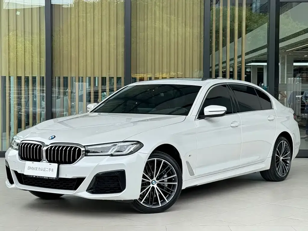 BMW 5 Series — фото 2