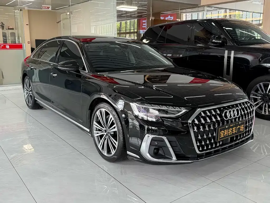 Audi A8 — фото 9