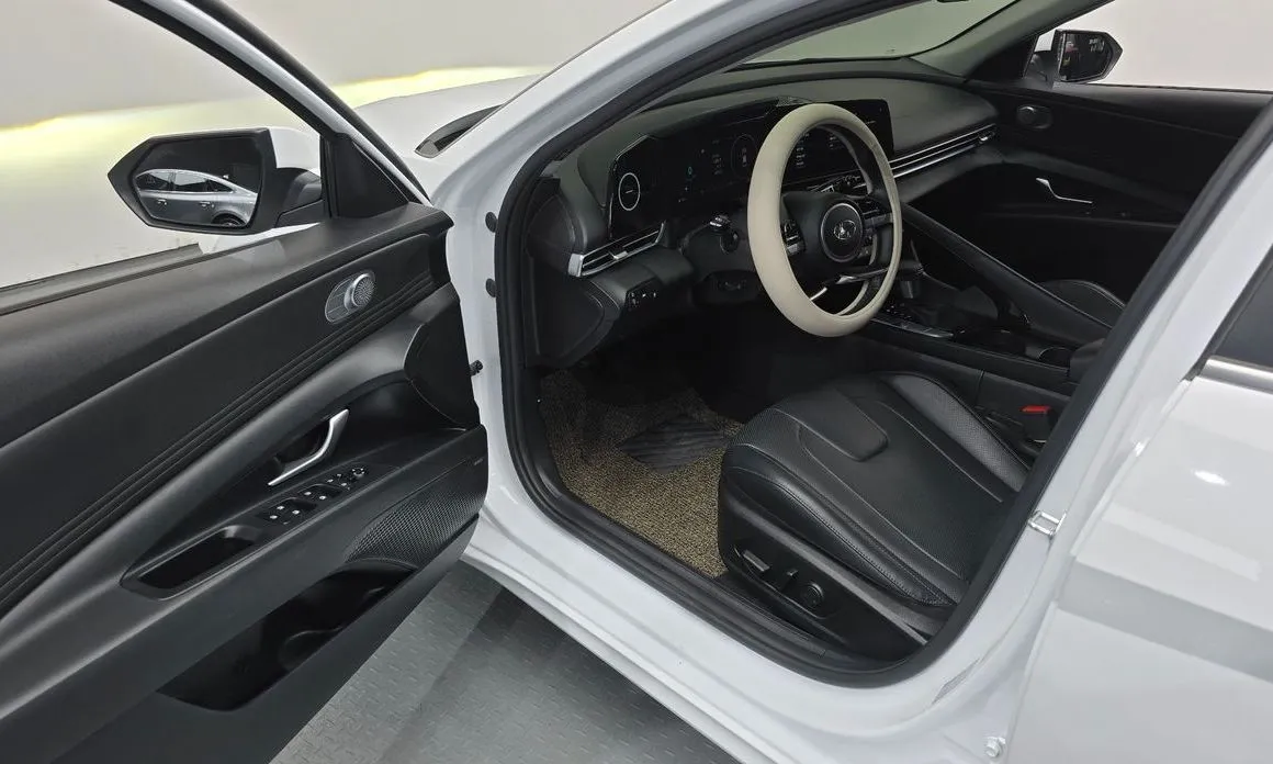 Hyundai AVANTE 2021 из KR, фото 9
