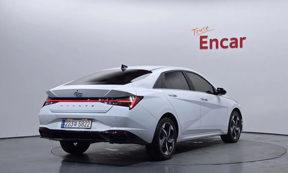 Hyundai AVANTE 2021 из KR, фото 3