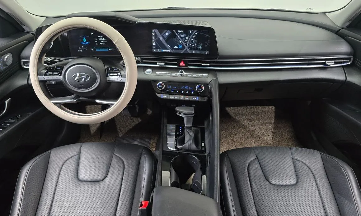 Hyundai AVANTE 2021 из KR, фото 10