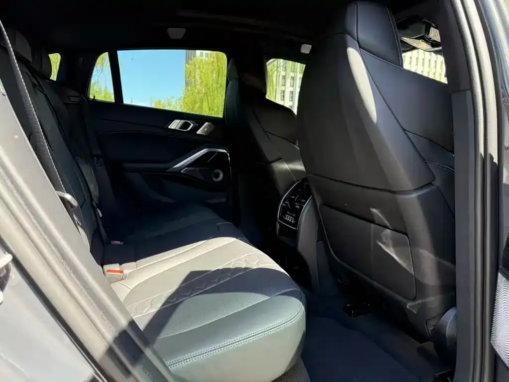 BMW X6 M 2026 из CN, фото 2