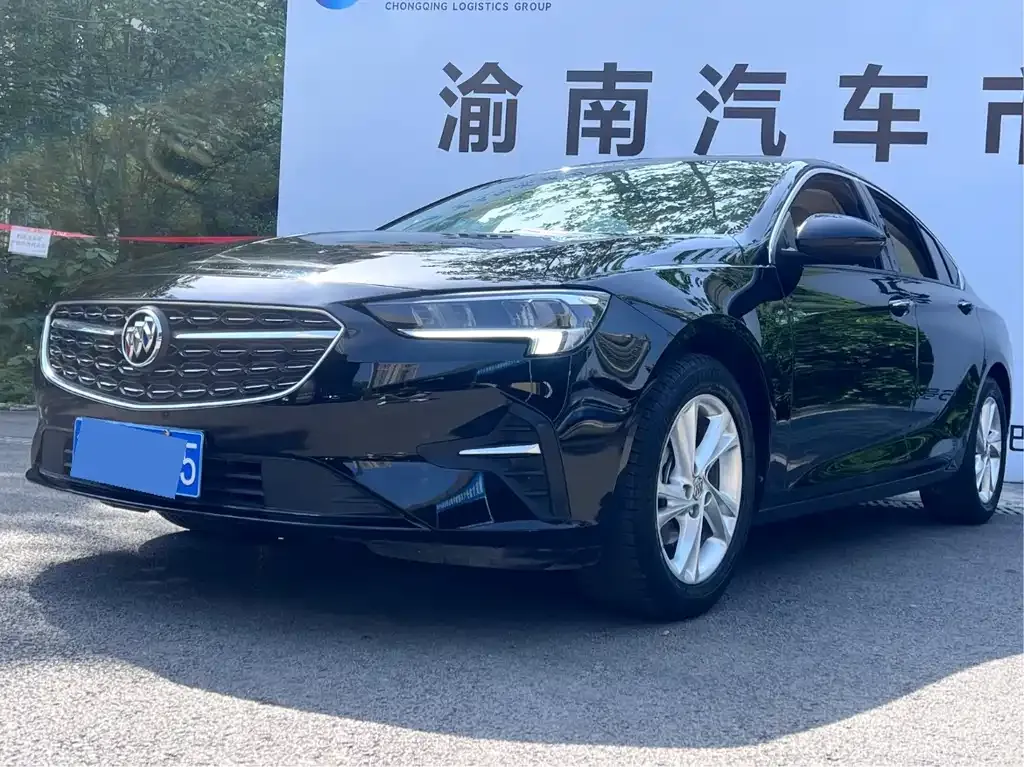 Buick Regal — фото 1