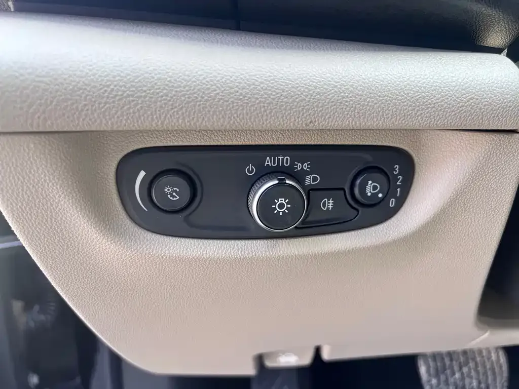 Buick Regal — фото 7