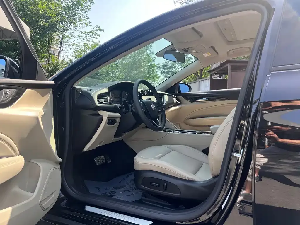 Buick Regal — фото 5
