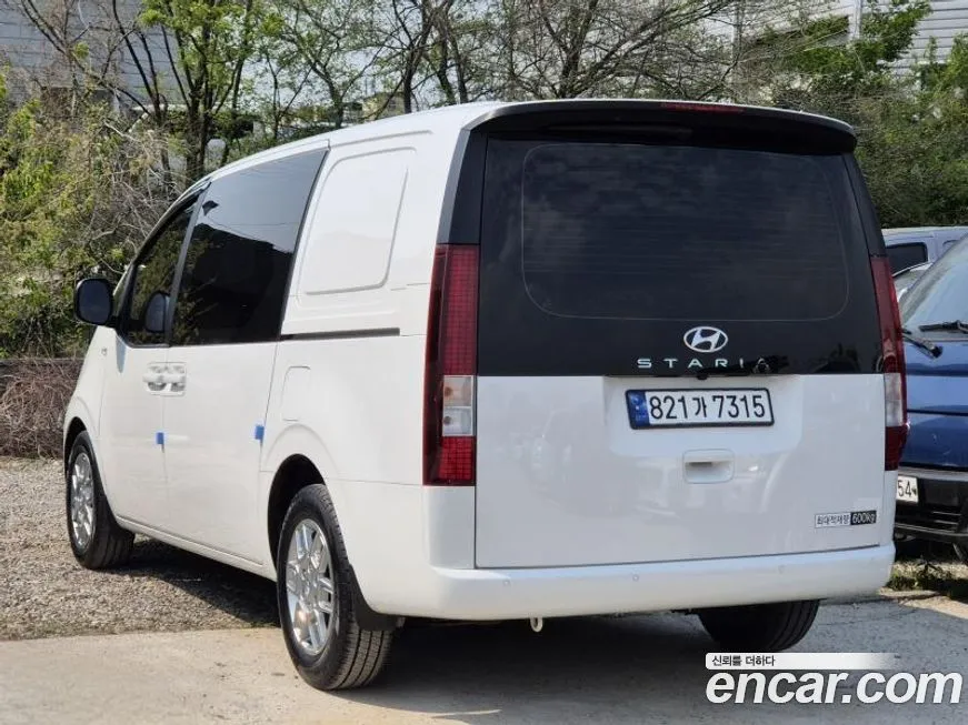 Hyundai Staria 2023 из KR, фото 8
