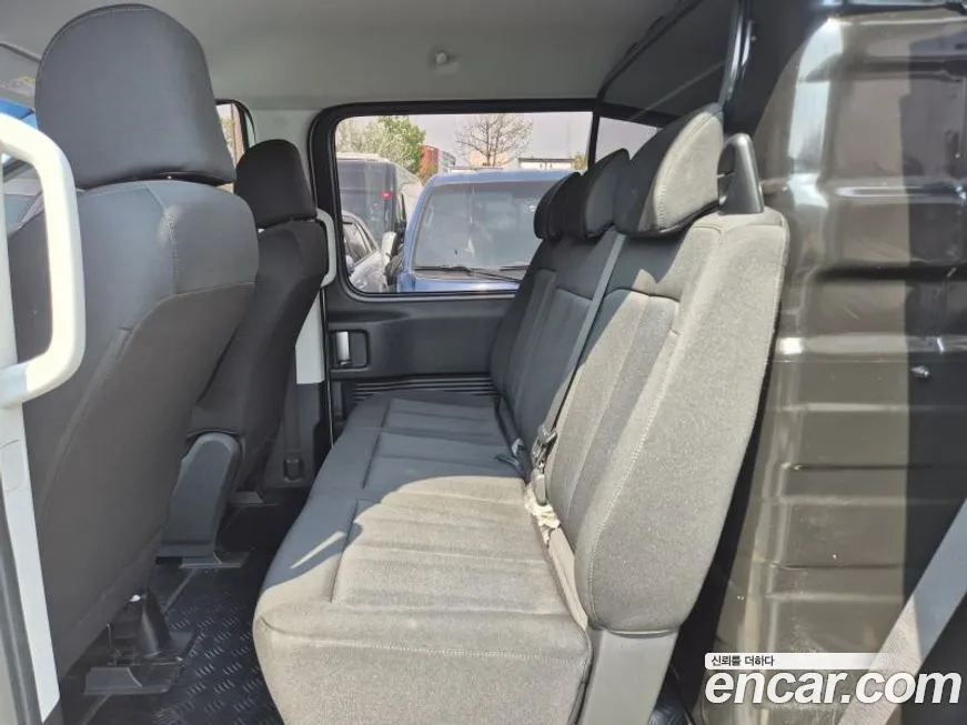 Hyundai Staria 2023 из KR, фото 5