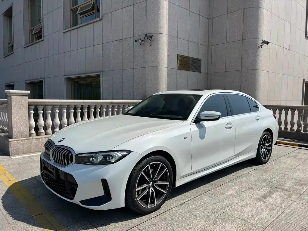 BMW 3 Series — фото 1
