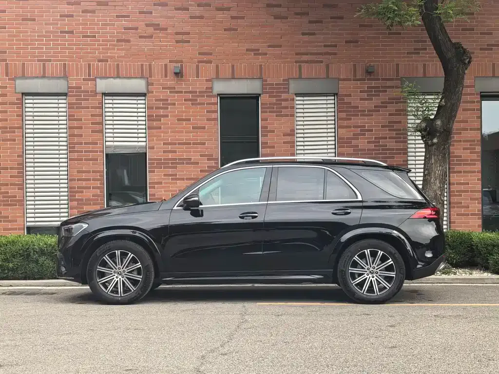 Mercedes-Benz GLE — фото 8