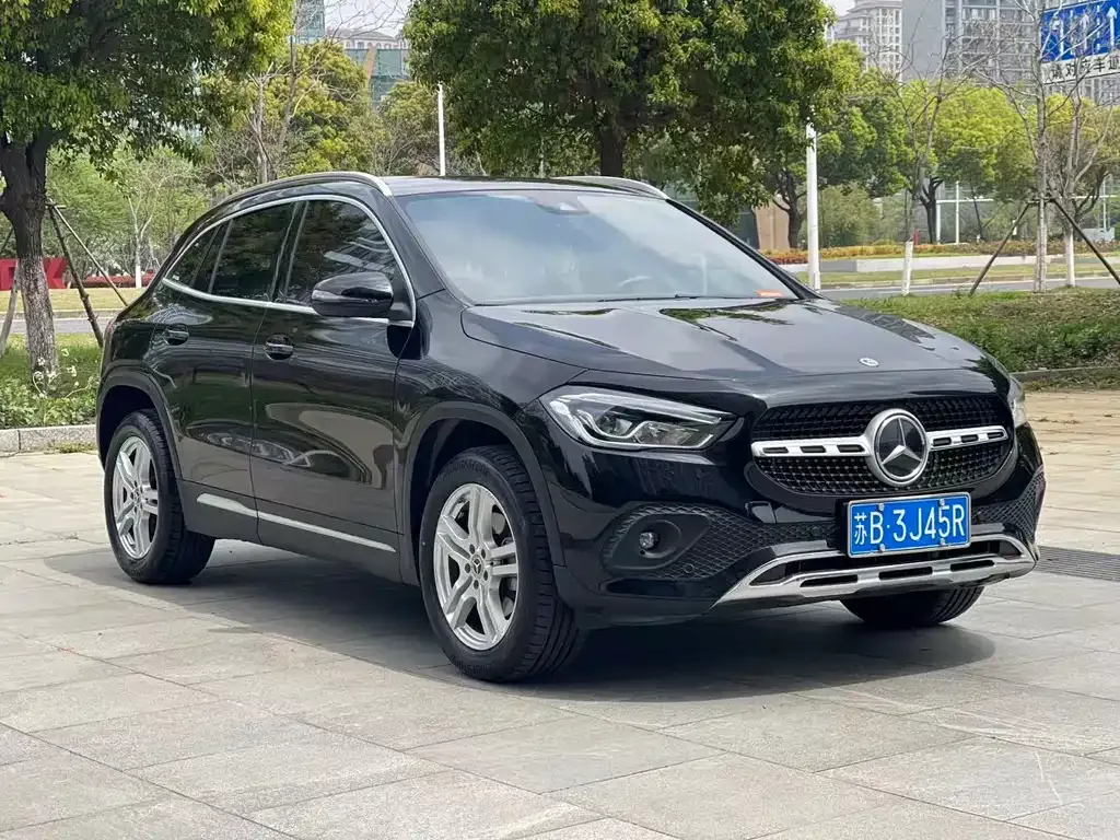 Mercedes-Benz GLA — фото 8