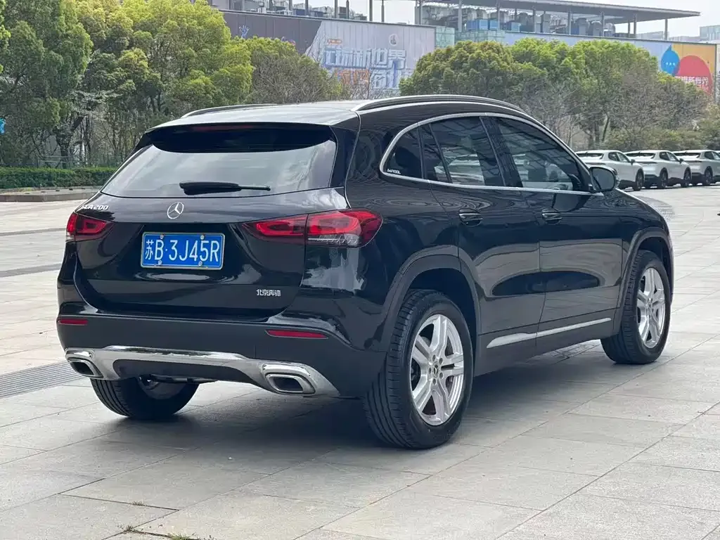Mercedes-Benz GLA — фото 10