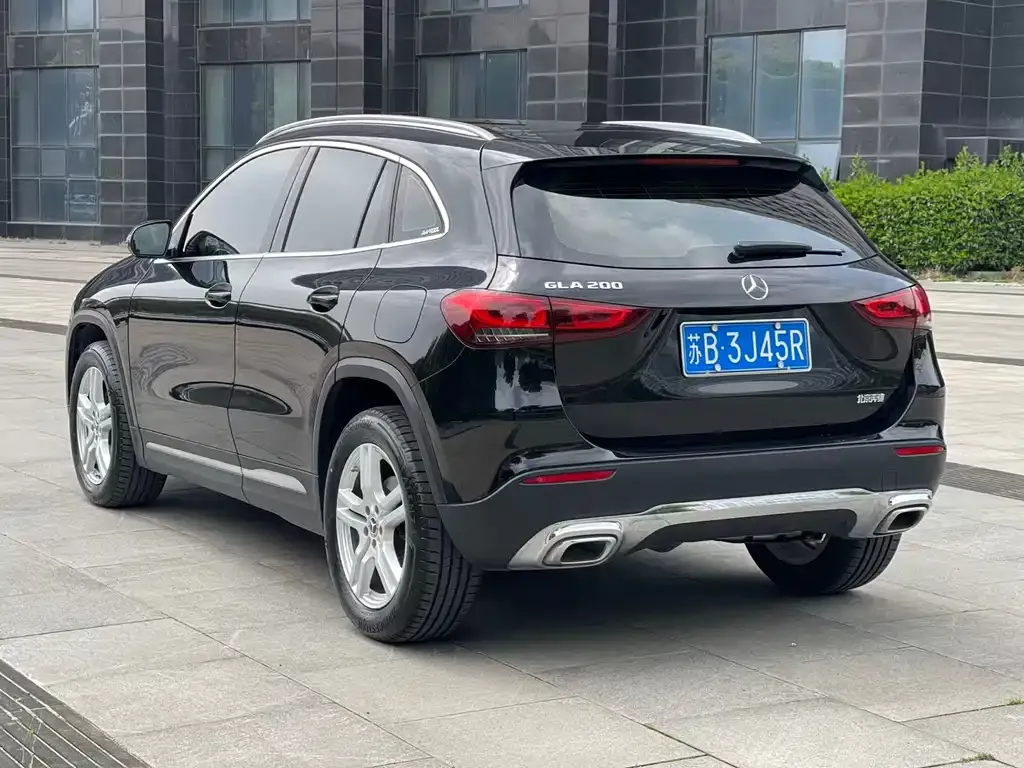 Mercedes-Benz GLA — фото 5