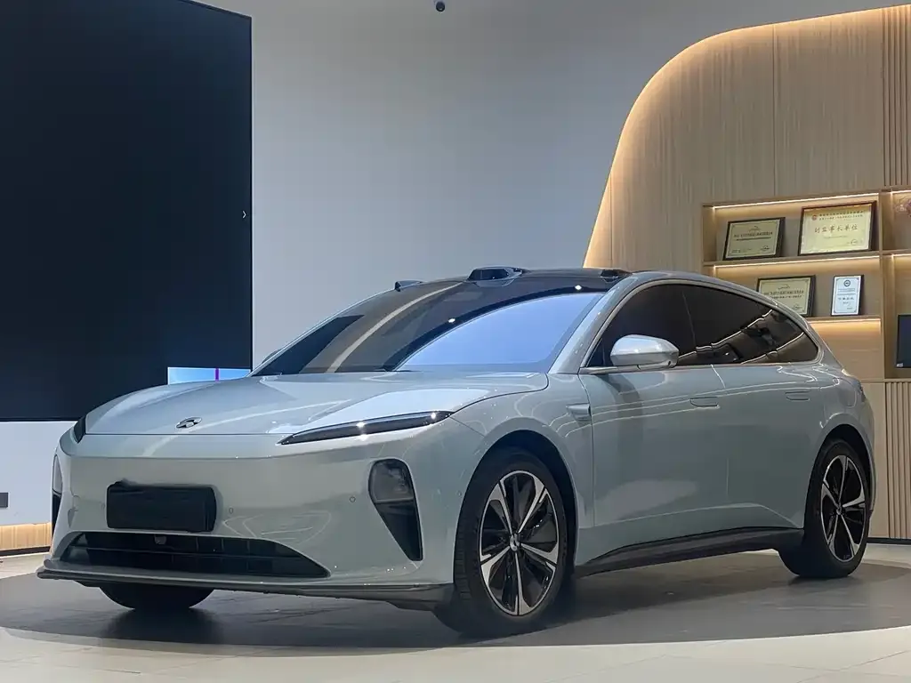 NIO ET5T — фото 1