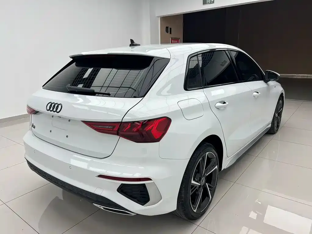 Audi A3 — фото 2