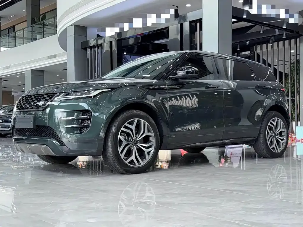 Land Rover Evoque — фото 1