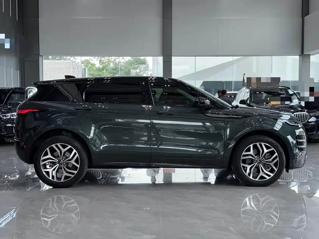 Land Rover Evoque — фото 9