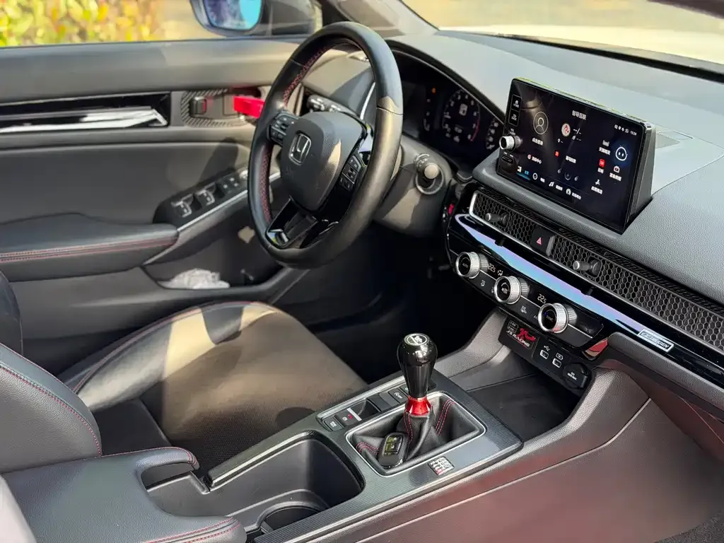 Honda Civic — фото 5