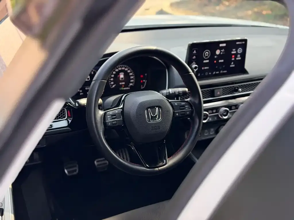 Honda Civic — фото 2