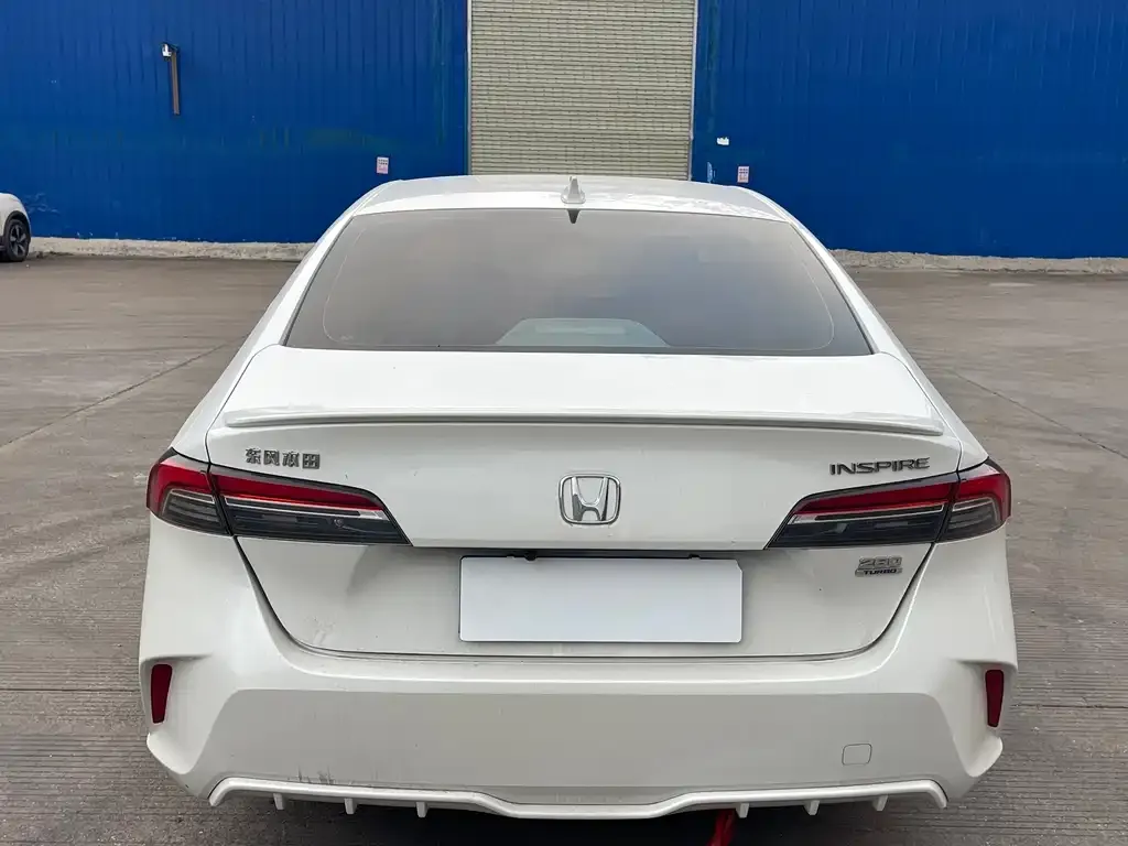 Honda Inspire — фото 5