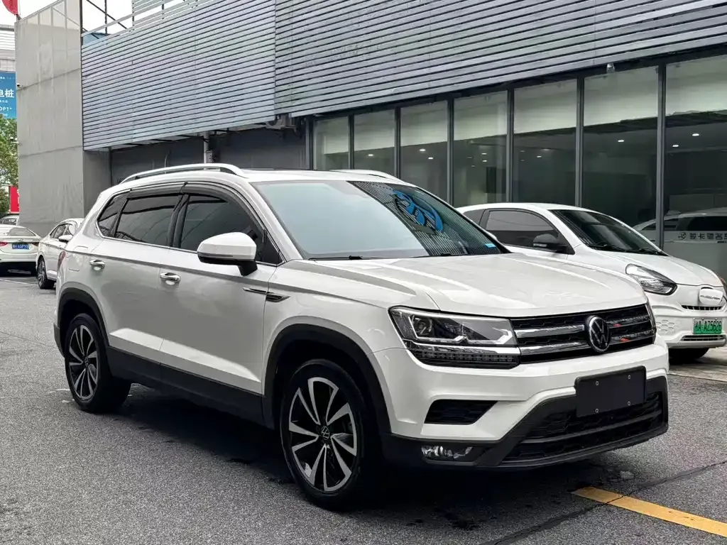 Volkswagen Tharu 2022 из CN, фото 8