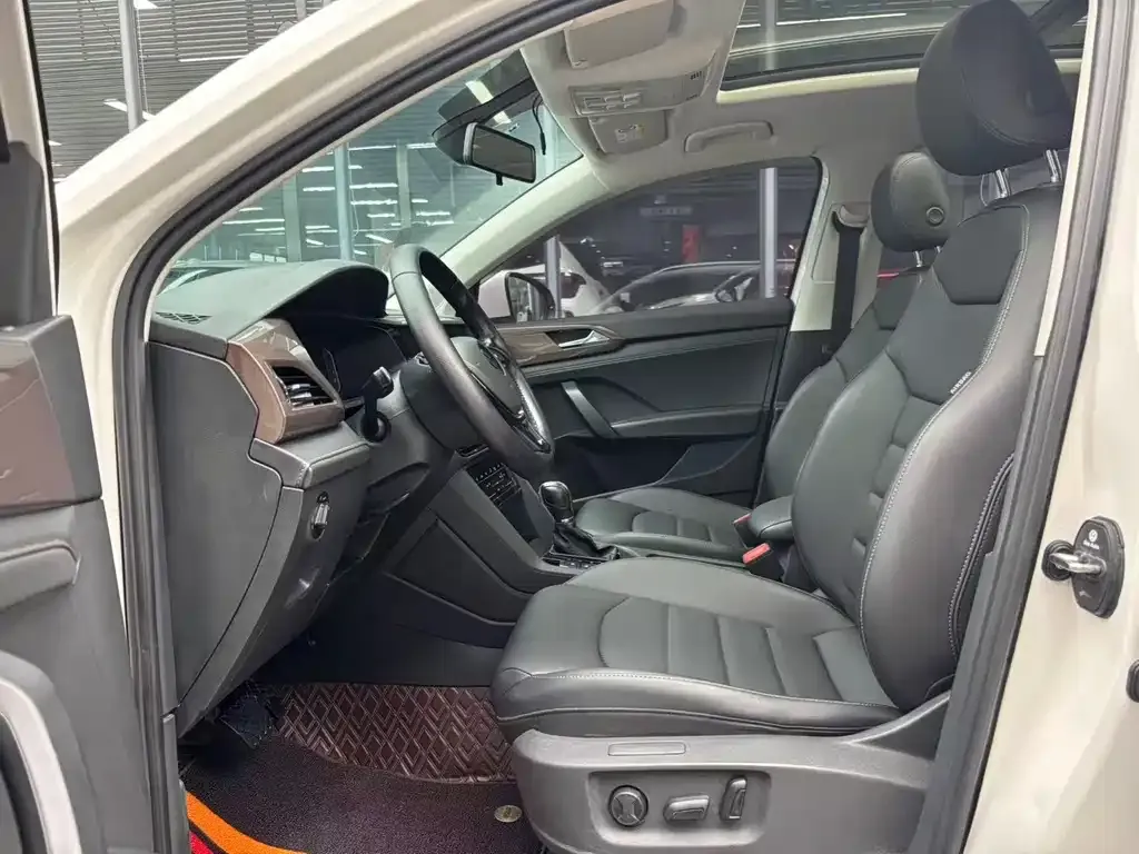 Volkswagen Tharu 2022 из CN, фото 5