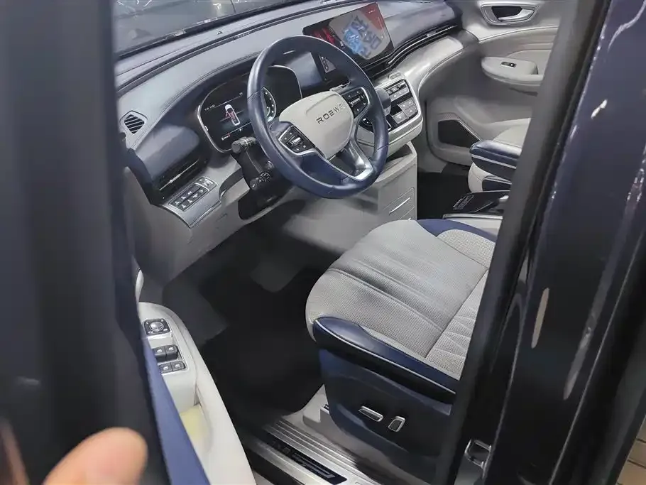 Roewe iMAX8 — фото 8