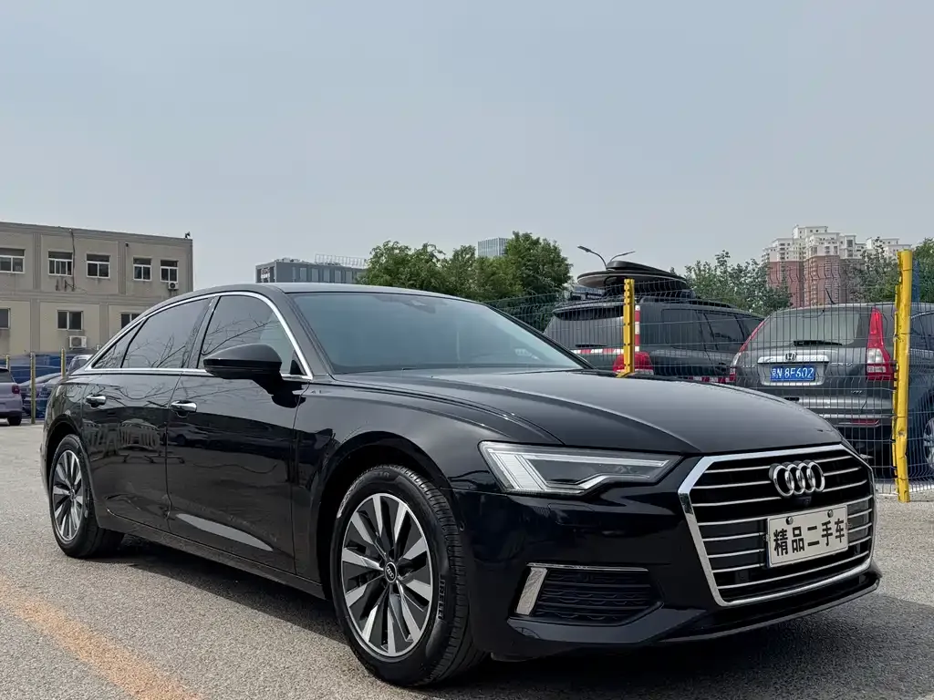 Audi A6L 2022 из CN, фото 6