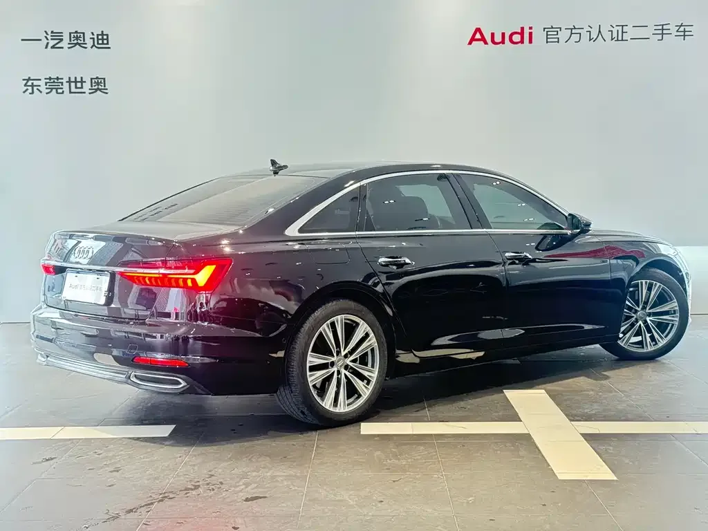 Audi A6L — фото 6