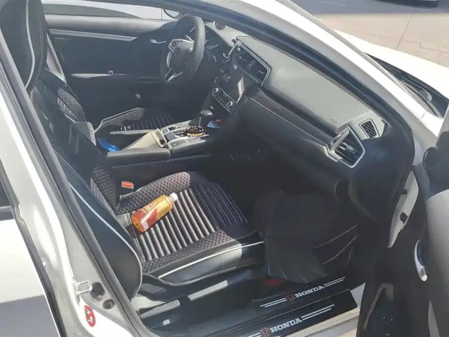 Honda Civic — фото 6
