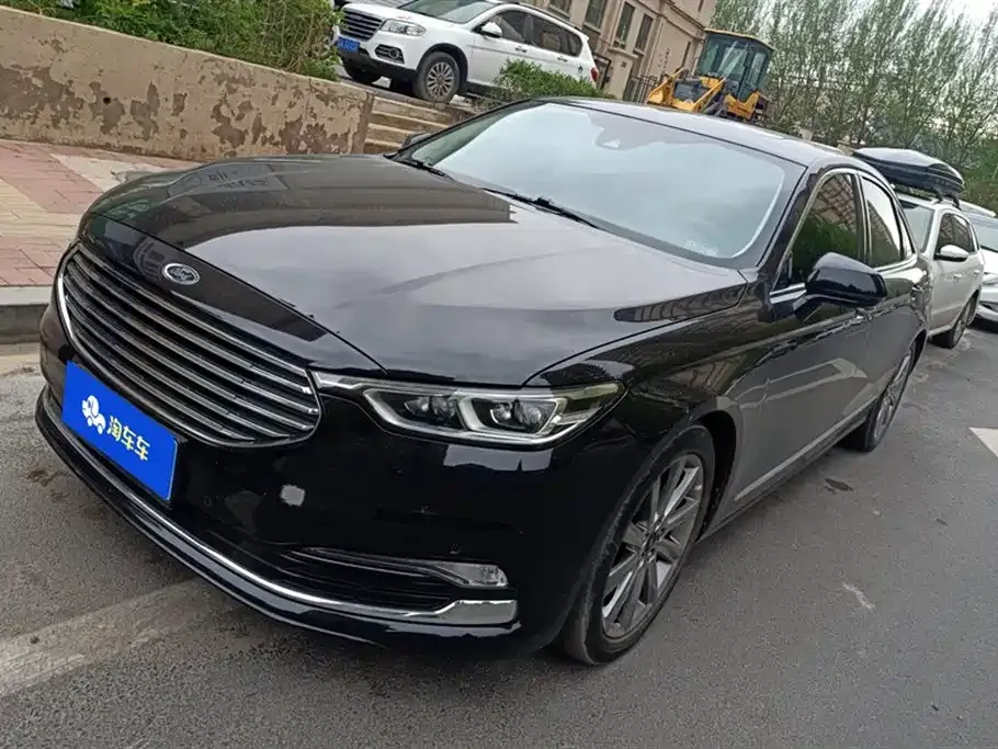 Ford Taurus