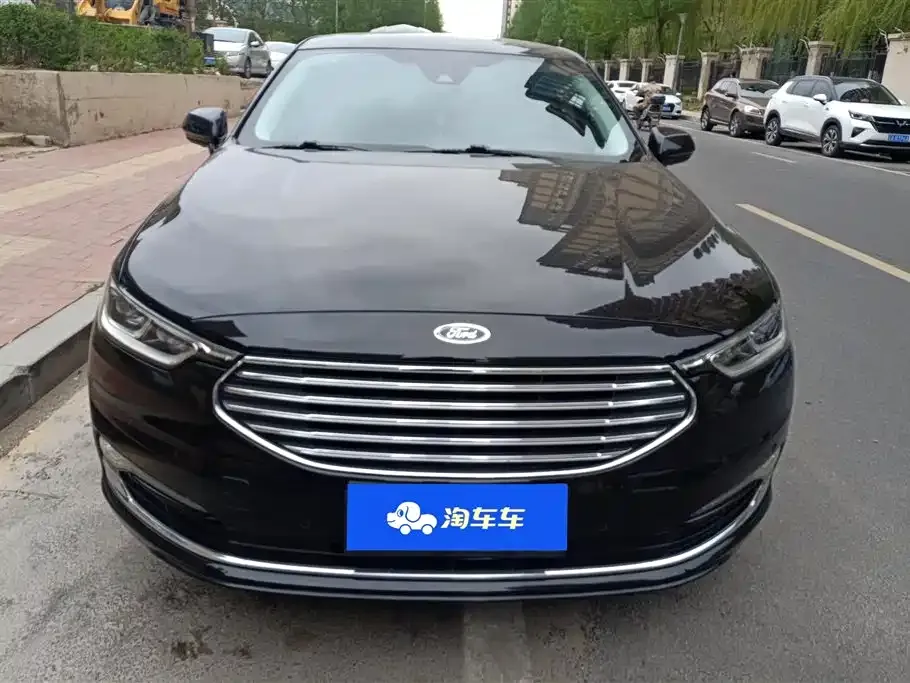 Ford Taurus 2021 из CN, фото 3