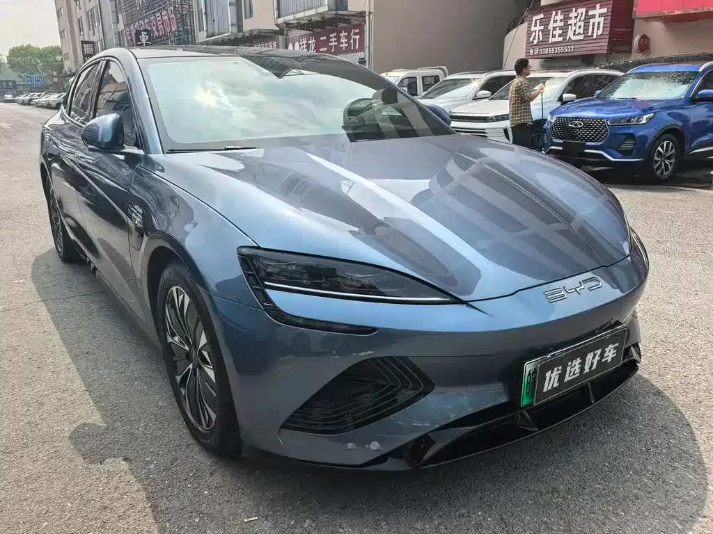 BYD Seal — фото 7