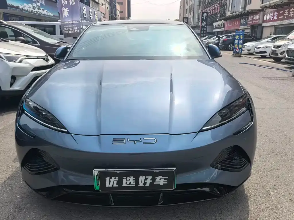 BYD Seal — фото 5