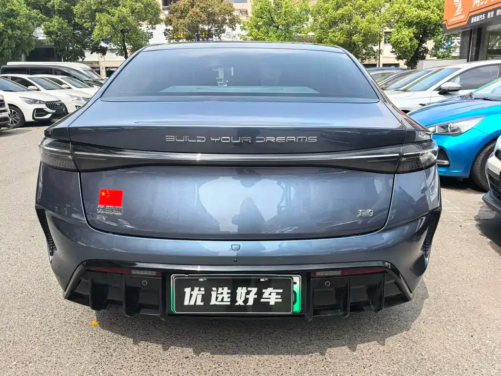BYD Seal — фото 8