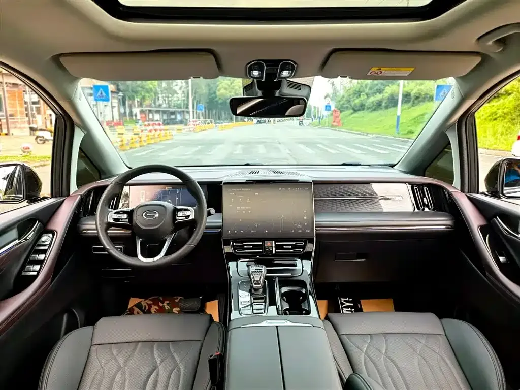 GAC Motor Trumpchi M8 — фото 3
