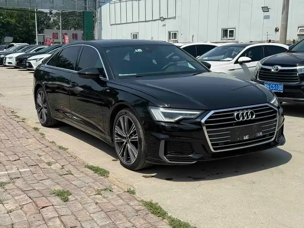 Audi A6L — фото 6