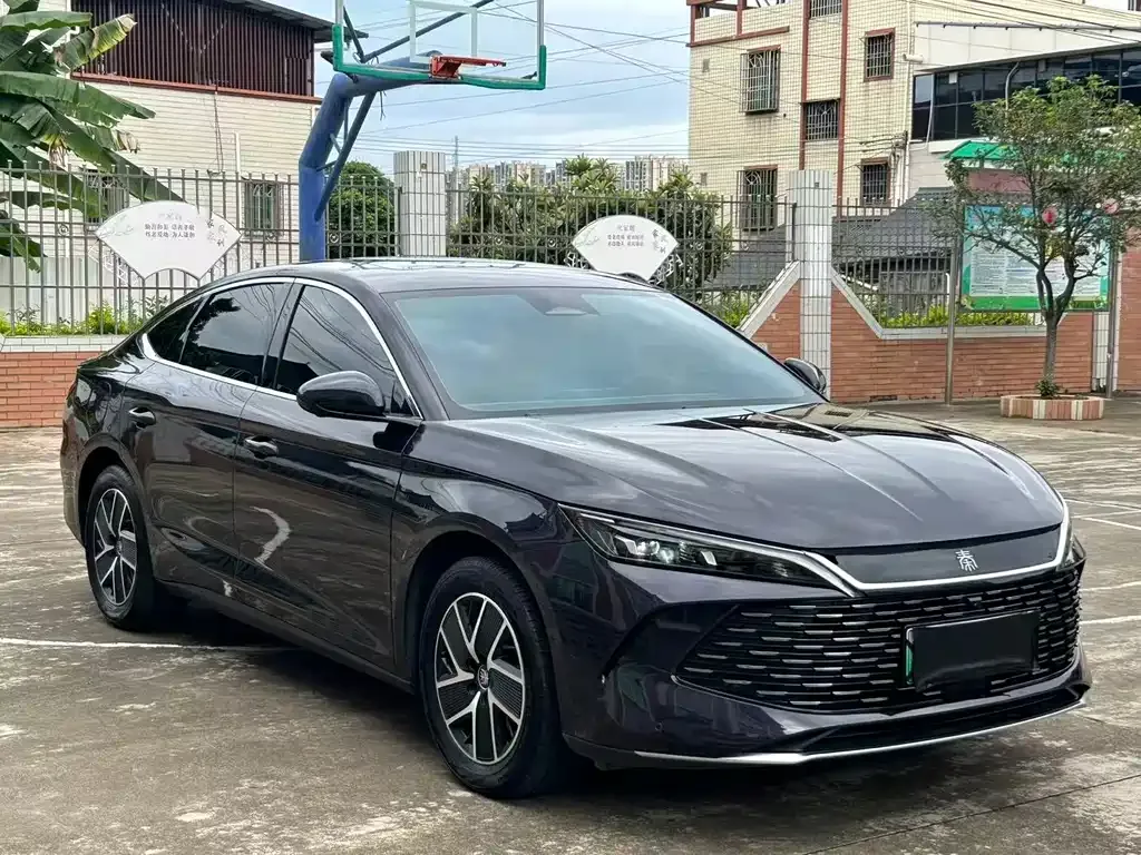 BYD Qin L — фото 9