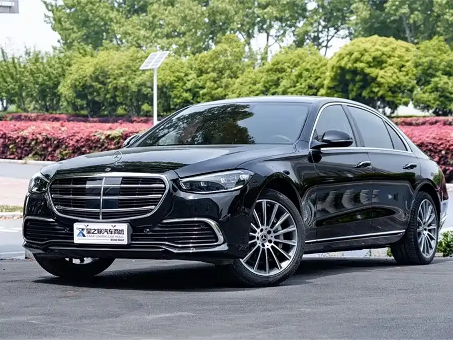 Mercedes-Benz S-Class — фото 1