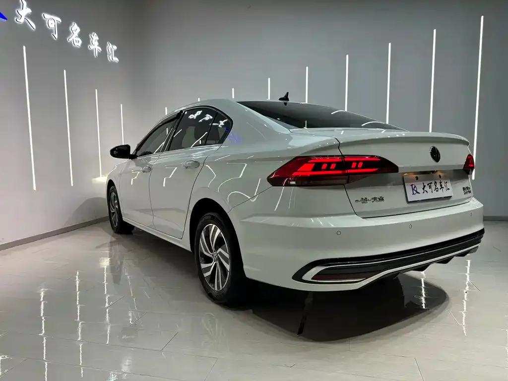 Volkswagen Bora 2023 из CN, фото 5