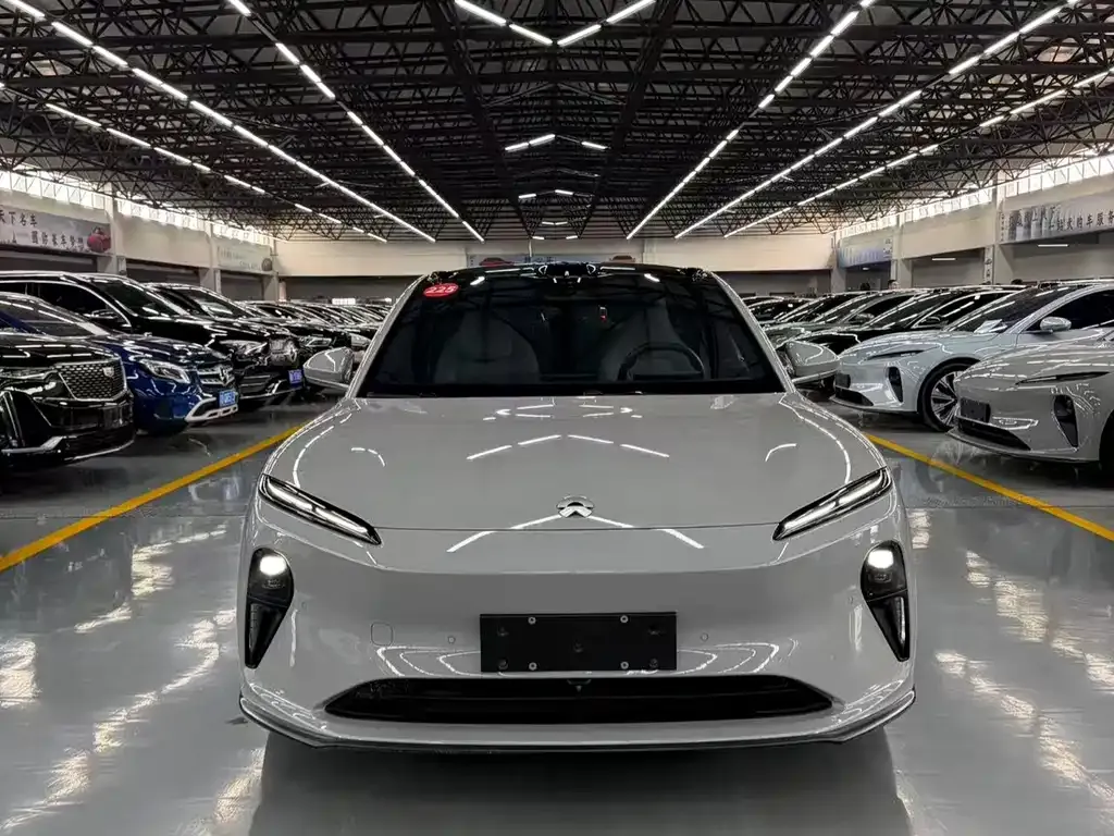 NIO ET5T — фото 7