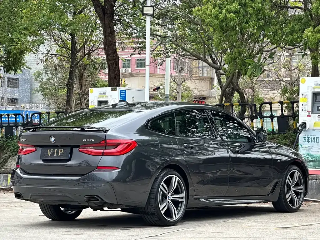 BMW 6 Series GT 2022 из CN, фото 6